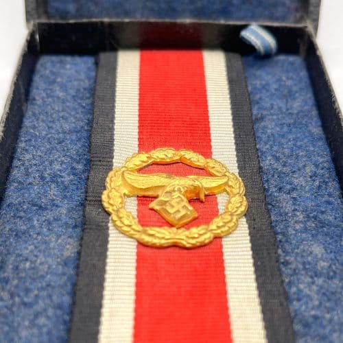 Luftwaffe Honor Roll Clasp with Original Issue Case
