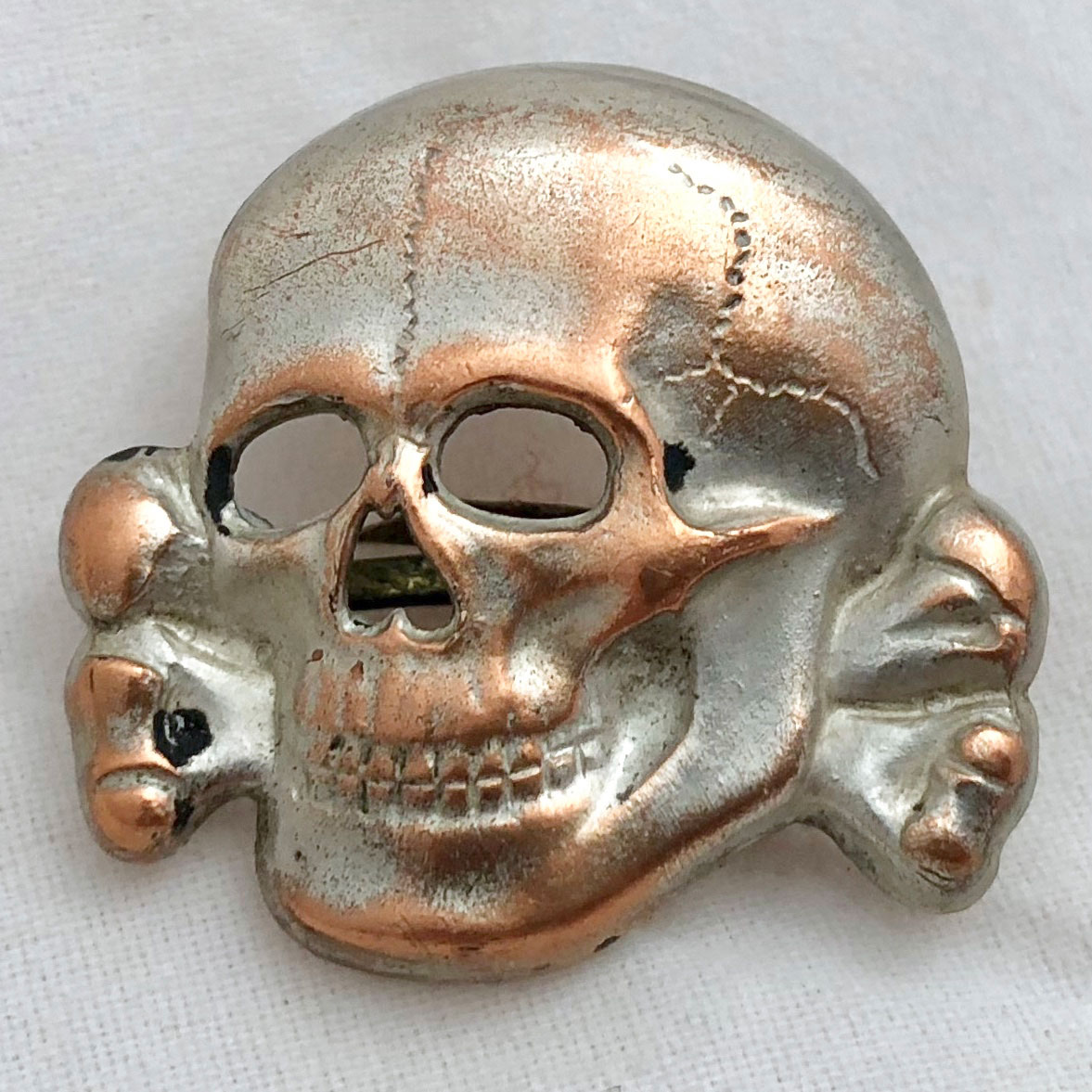 SS Cap Skull by Deschler & Sohn, 2nd Pattern (RZM 1/52)