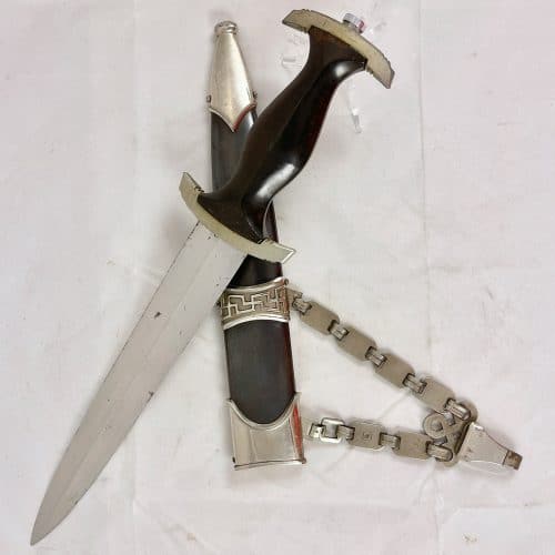 Type I Chained SS Dagger