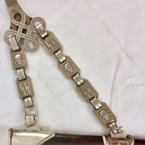 Type I Chained SS Dagger