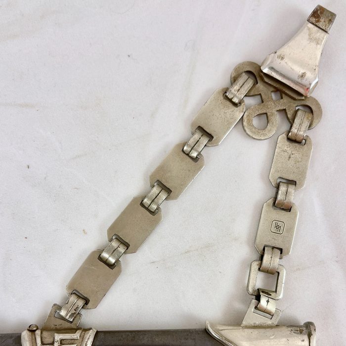 Type I Chained SS Dagger