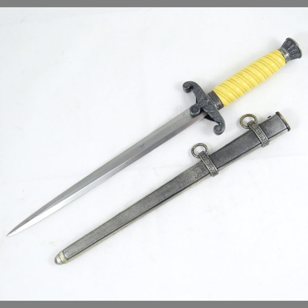 Heer Army Dagger from WKC Solingen with Tomahawk Style Eagle